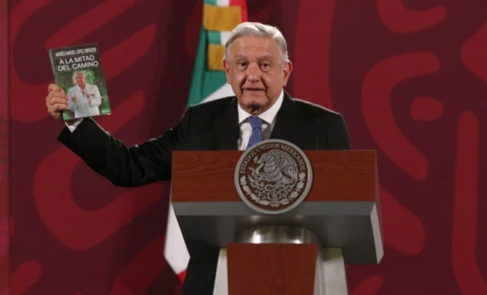 amlo-no-reporto-3-3-mdp-de-regalias-de-su-ultimo-libro-el-tecolote-diario