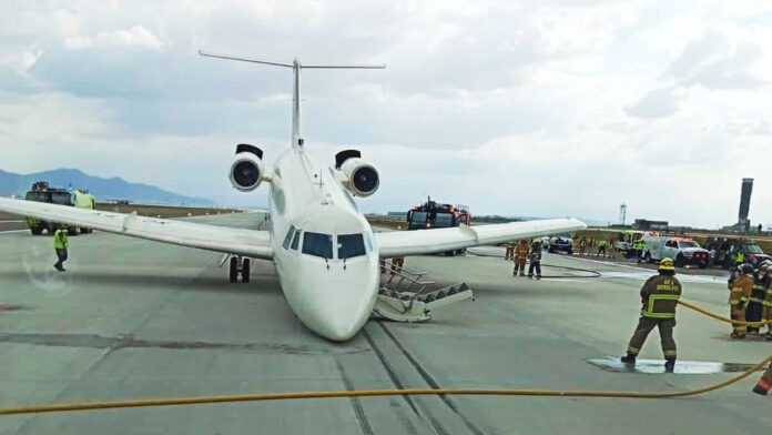 Avión Aterriza De Emergencia En Zumpango El Tecolote Diario