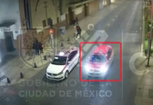 camaras-de-seguridad-captan-momento-en-que-un-taxista-secuestra-a-una-joven-el-tecolote-diario