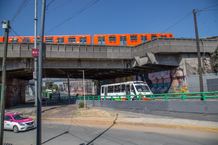 Se confirma el hundimiento de la línea 9 del Metro de la CDMX, se planea cierre de algunas estaciones para su reparación, el Tecolote Diario  