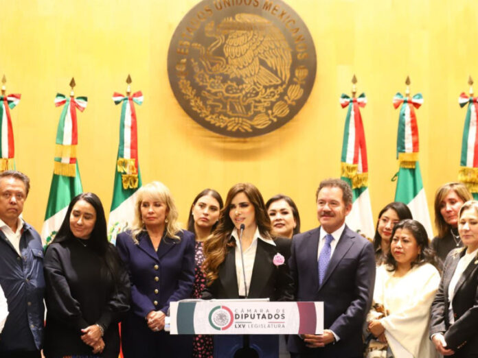 Morena consigue aprobación de reforma contra trata de personas, invita a Gloria Trevi para celebrarlo