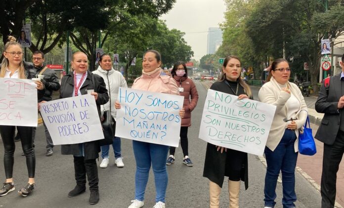 segundo-dia-de-bloqueos-de-empleados-del-poder-judicial-el-tecolote-diario