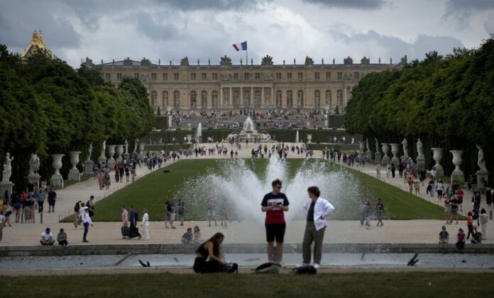 nueva-amenaza-de-bomba-en-francia-palacio-de-versalles-el-tecolote-diario