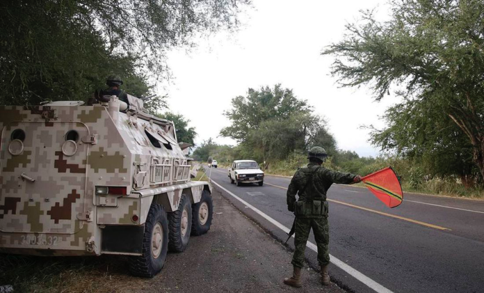 civiles-atacan-a-elementos-del-ejercito-mexicano-en-teocaltiche-el-tecolote-diario