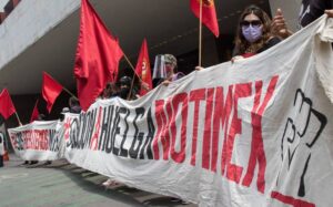 Trabajadores de «Notimex» piden la intervención de Hacienda para asegurar sus liquidaciones