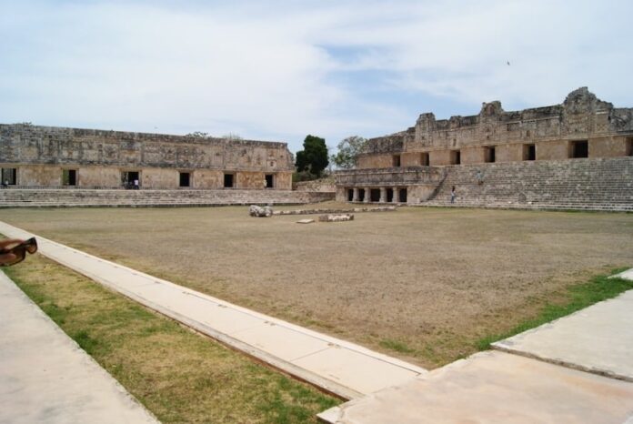 Abren al público nuevo grupo arquitectónico en Uxmal