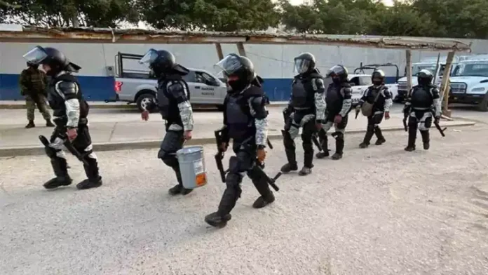 Motín en Cereso de Acapulco deja dos policías heridos