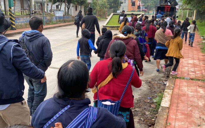 Cinco mil personas desplazadas ante la violencia en Chiapas