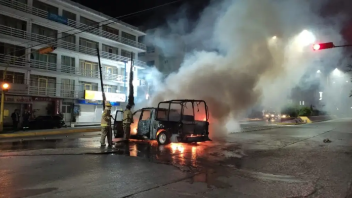 Policías de Guerrero abaten a dos normalistas El Tecolote Diario