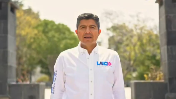 Eduardo Rivera, candidato de Puebla, afirma que le mandaron amenaza de muerte con sus vecinas El Tecolote Diario