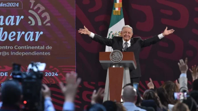 Youtubers vuelcan porras a AMLO El Tecolote Diario