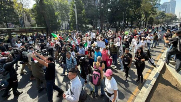 https://eltecolote.mx/2025/11/fracasa-segunda-marcha-de-la-generacion-z-el-tecolote-diario/