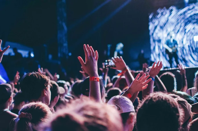 https://eltecolote.mx/2026/03/es-culpa-de-los-artistas-el-alto-precio-de-los-boletos-segun-ticketmaster-el-tecolote-diario/