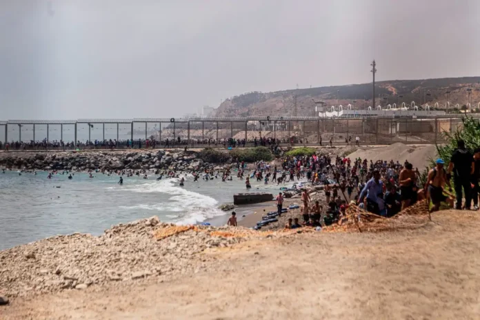 https://eltecolote.mx/2026/07/por-agua-y-por-tierra-arriban-40-mil-migrantes-a-espana-procedentes-de-marruecos-el-tecolote-diario/