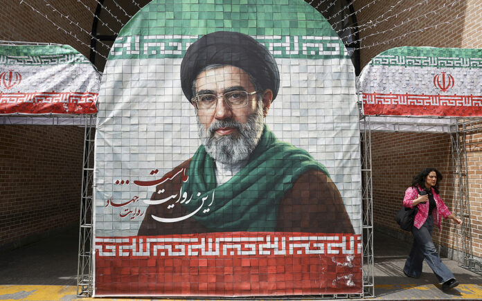 https://eltecolote.mx/2026/07/tras-amenaza-del-lider-supremo-de-iran-donald-trump-dice-estar-listo-para-destruirlos-el-tecolote-diario/
